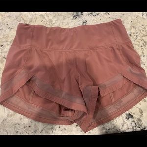 lulu mesh shorts 2.5"